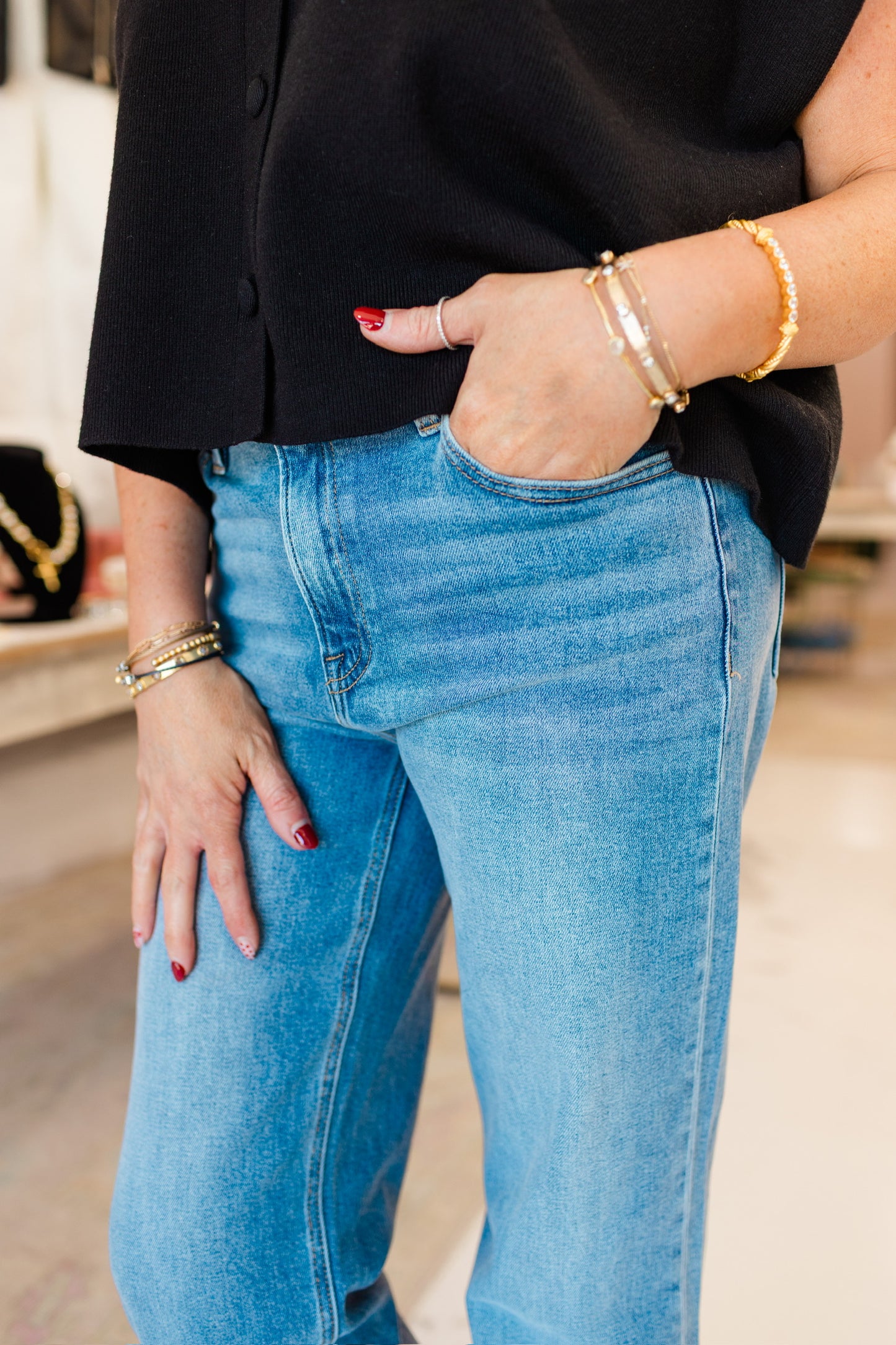 High Rise Straight Jeans - Medium Wash