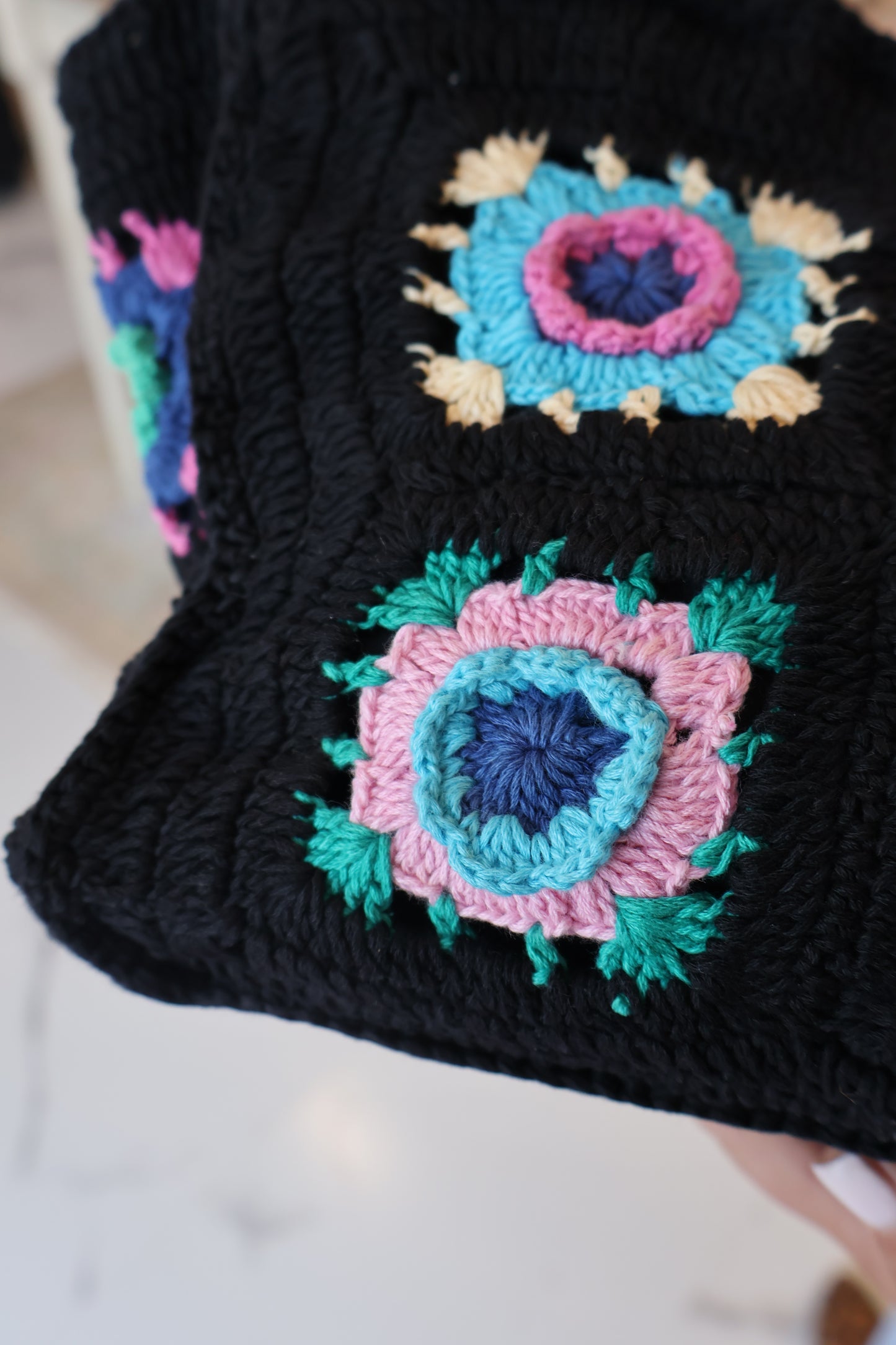 Petite Petal Patchwork - Onyx