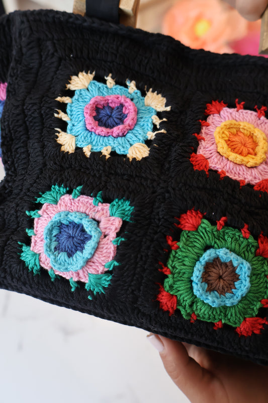 Petite Petal Patchwork - Onyx