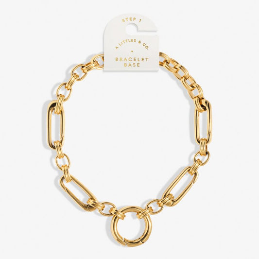 5 Charm Clasps Chunky Oval Chain Bracelet in Gold-Tone Plating