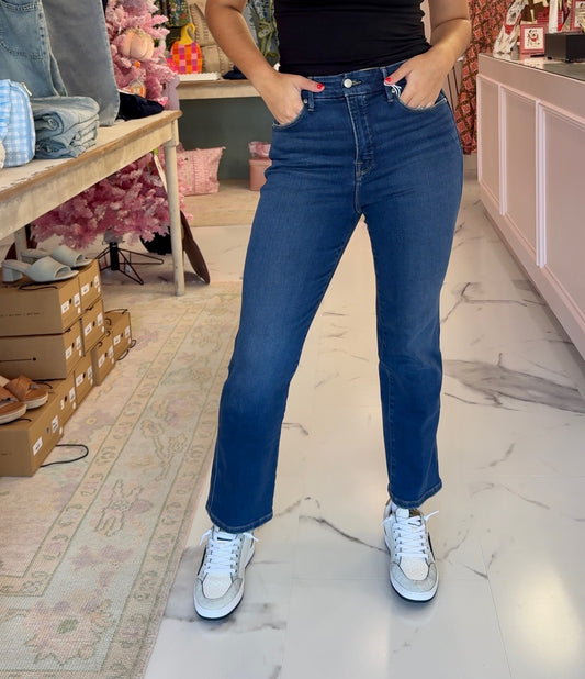 Good Curve Straight Jeans