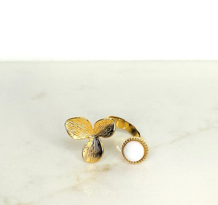 Kristilize Gold + White Ring