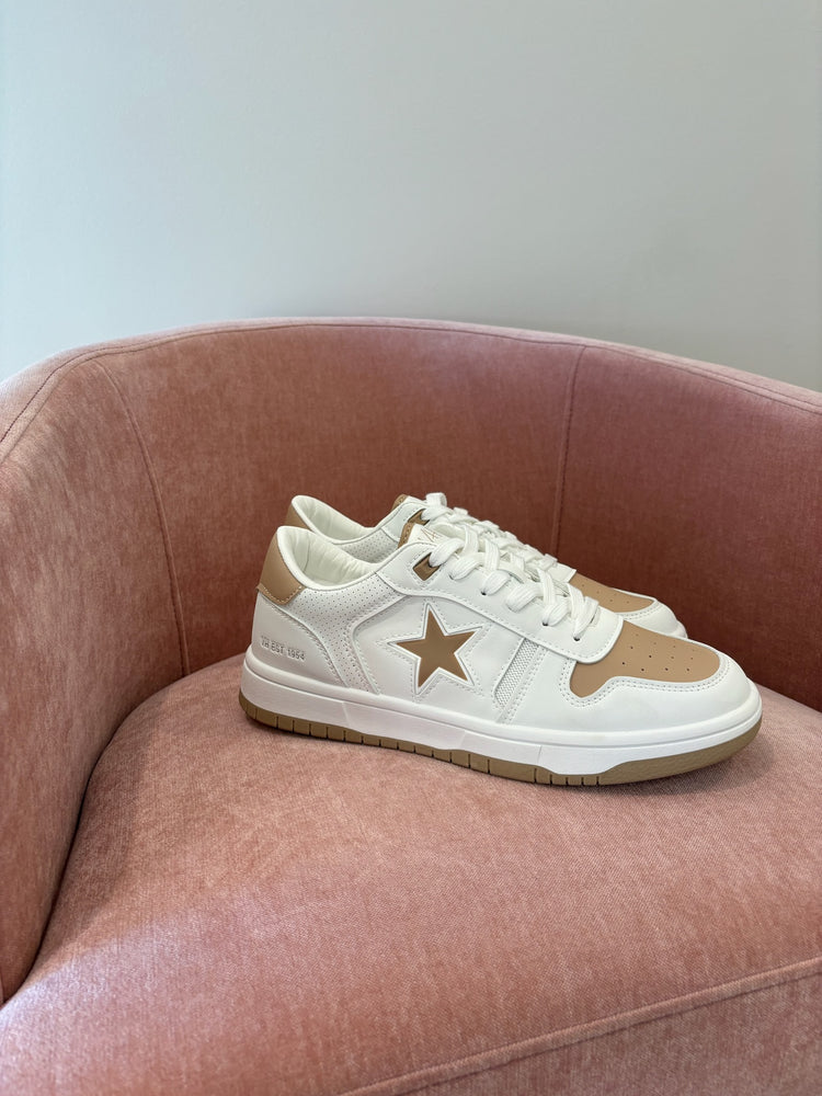 Vintage Havana Tan Star Sneakers