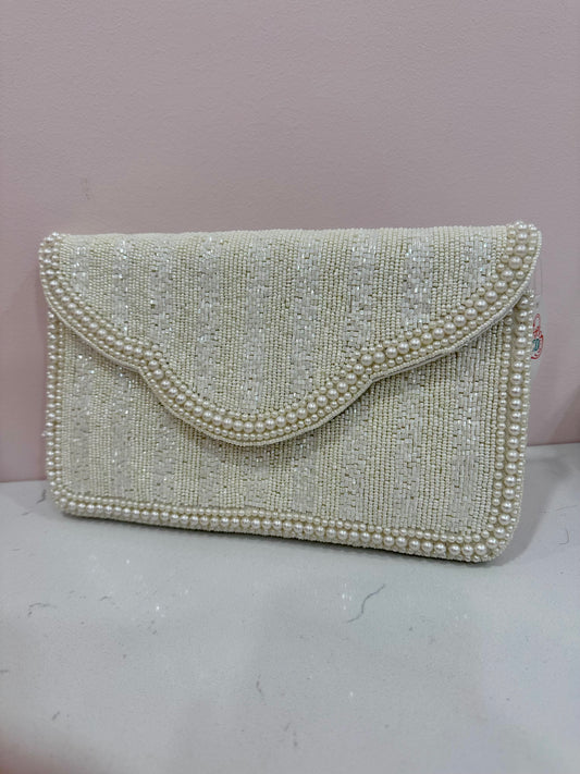 Off White Pearl/Beaded Clutch